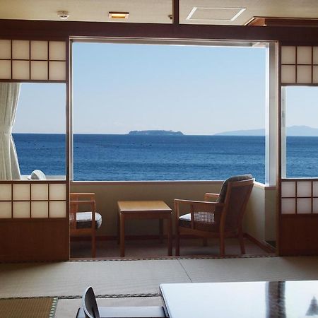 ホテルニューさがみや 熱海市 部屋 写真