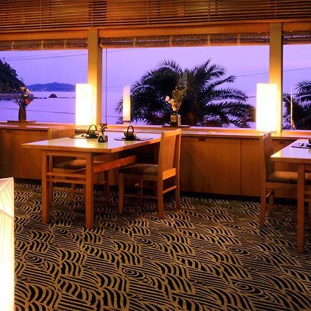 ホテルニューさがみや 熱海市 エクステリア 写真